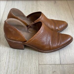Madewell Tan Heeled Boots with Leather Finish